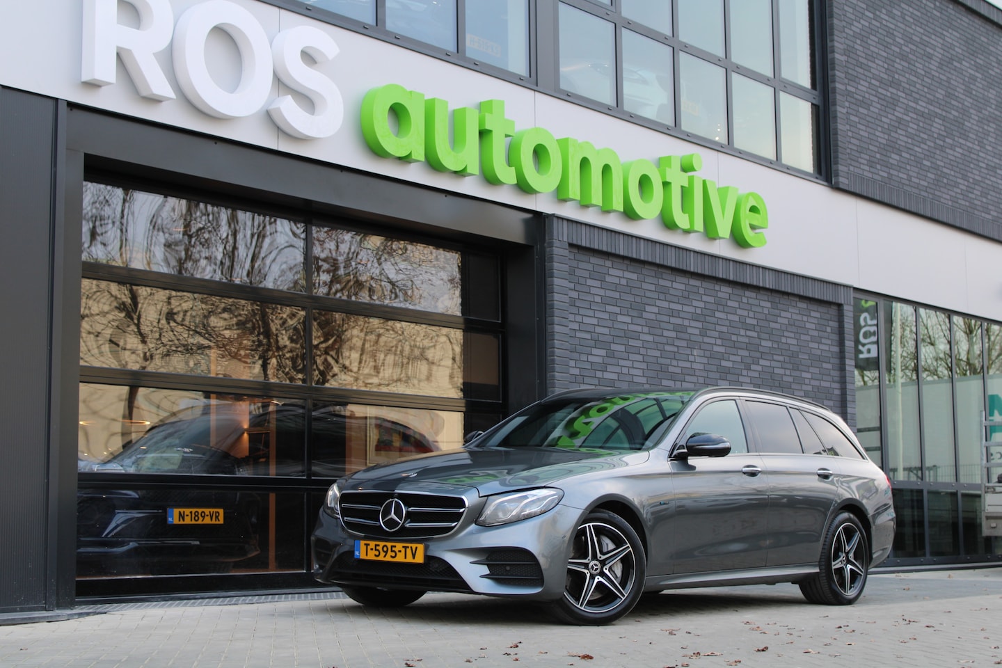 Mercedes-Benz E-klasse Estate - 300 de Premium Plus BURMEISTER | AMG-LINE | 360 | SFEER - AutoWereld.nl