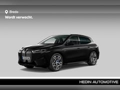 BMW iX - xDrive40 Business Edition Plus 77 kWh | Laserlight | Comfort Access | Driving Assistant Pr