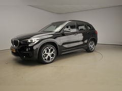 BMW X1 - sDrive18i | LED | Navigatie | Trekhaak | Stoelverwarming | Clima | Alu 17 inch