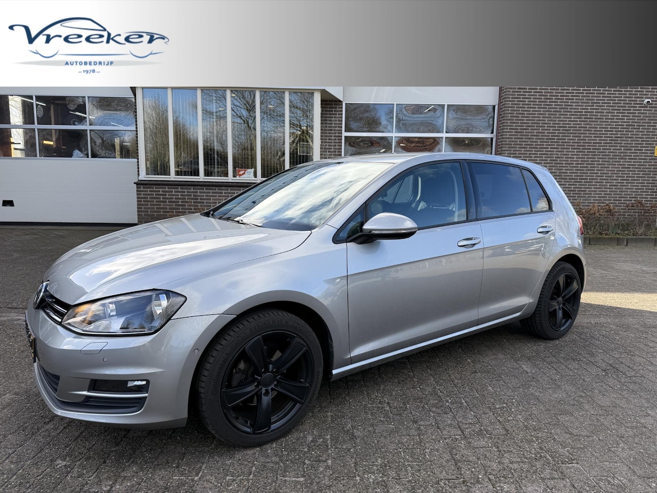 Volkswagen Golf - 1.2 TSI Business Edition R 1.2 TSI Business Edition R - AutoWereld.nl