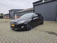 Ford Focus - 1.6 EcoBoost Titanium