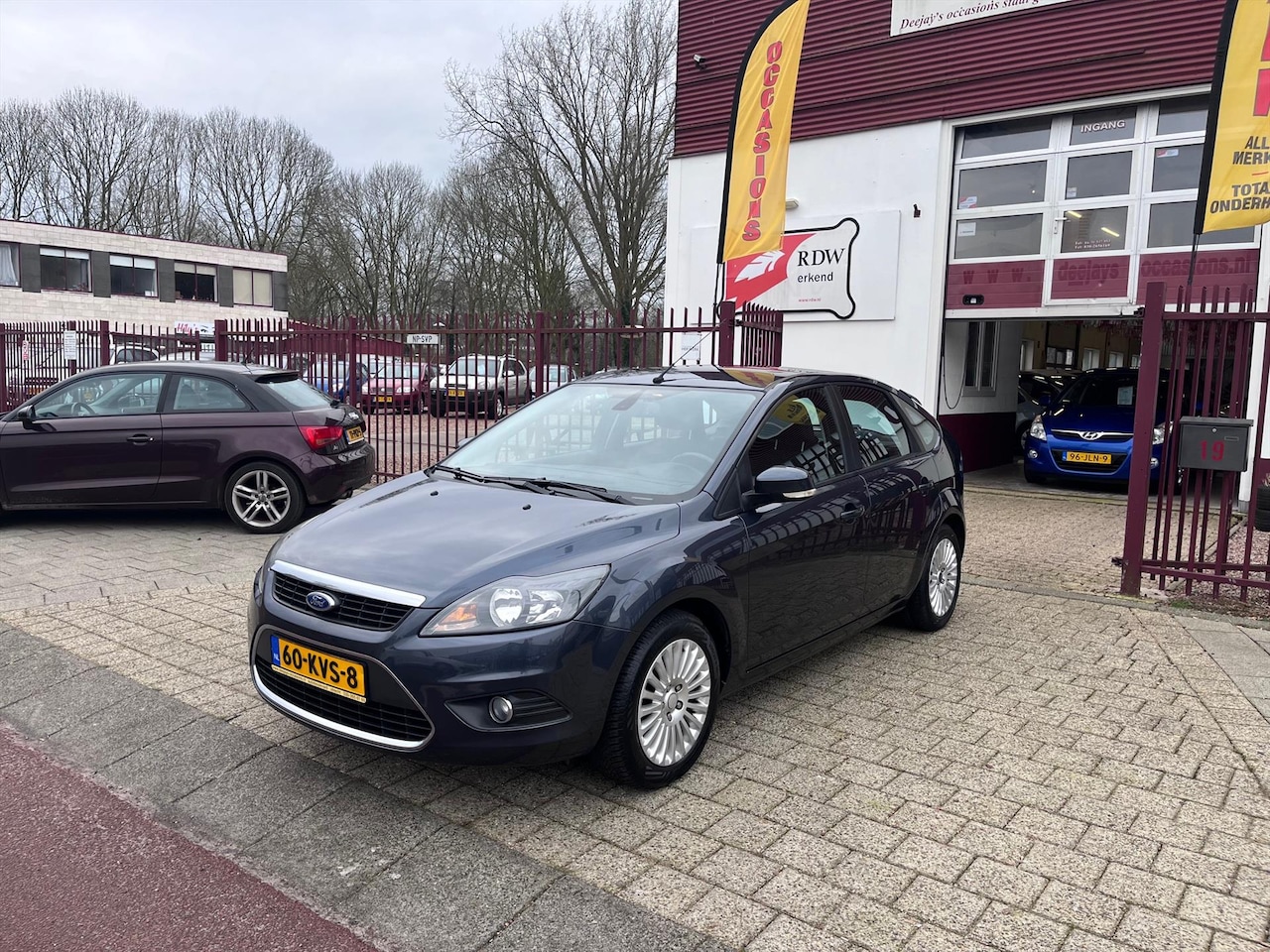 Ford Focus - 1.8 16V 125PK 5d - AutoWereld.nl