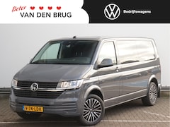 Volkswagen Transporter - 2.0 TDI 204pk L2H1 30 DC | Navigatie 'Pro' | Trekhaak | Dodehoekdetectie | Stoelverwarming