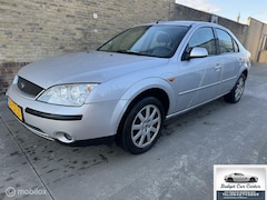 Ford Mondeo - 1.8-16V First Edition nieuwe Apk