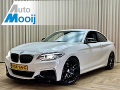 BMW 2-serie Coupé - M240i *M-PERFORMANCE* Spoilerpakket / Harman Kardon / Alcantara / Memory Seat / Keyless /