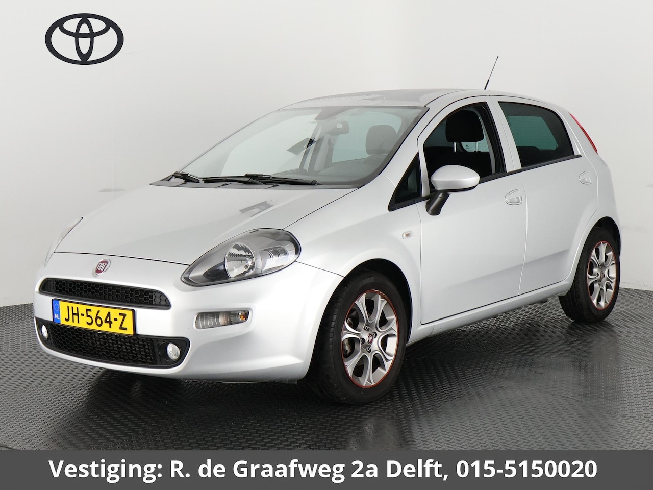 Fiat Punto Evo - Evo 0.9 TwinAir Lounge | Airco | Trekhaak | Parkeersensoren | Cruise control | - AutoWereld.nl