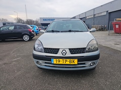 Renault Clio - 1.2-16V RT