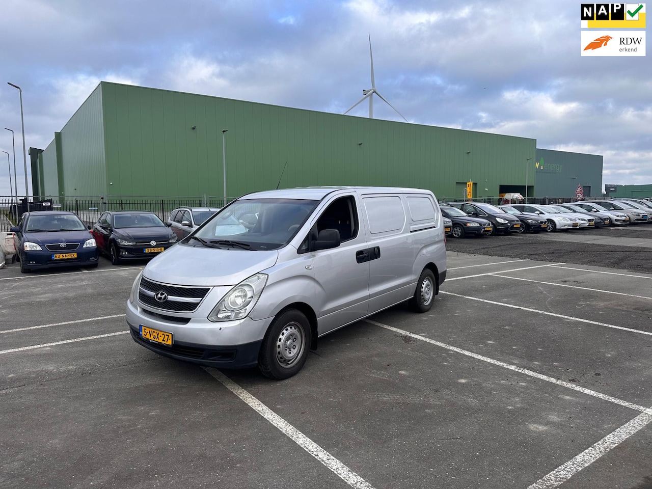 Hyundai H 300 - 2.5 CRDi Dynamic Airco.Airco - AutoWereld.nl