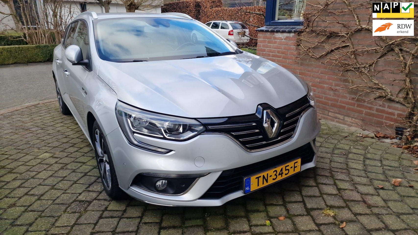 Renault Mégane Estate - 1.5 dCi Bose|Navi|Cruise|Goed Onderhouden| Trekhaak| - AutoWereld.nl