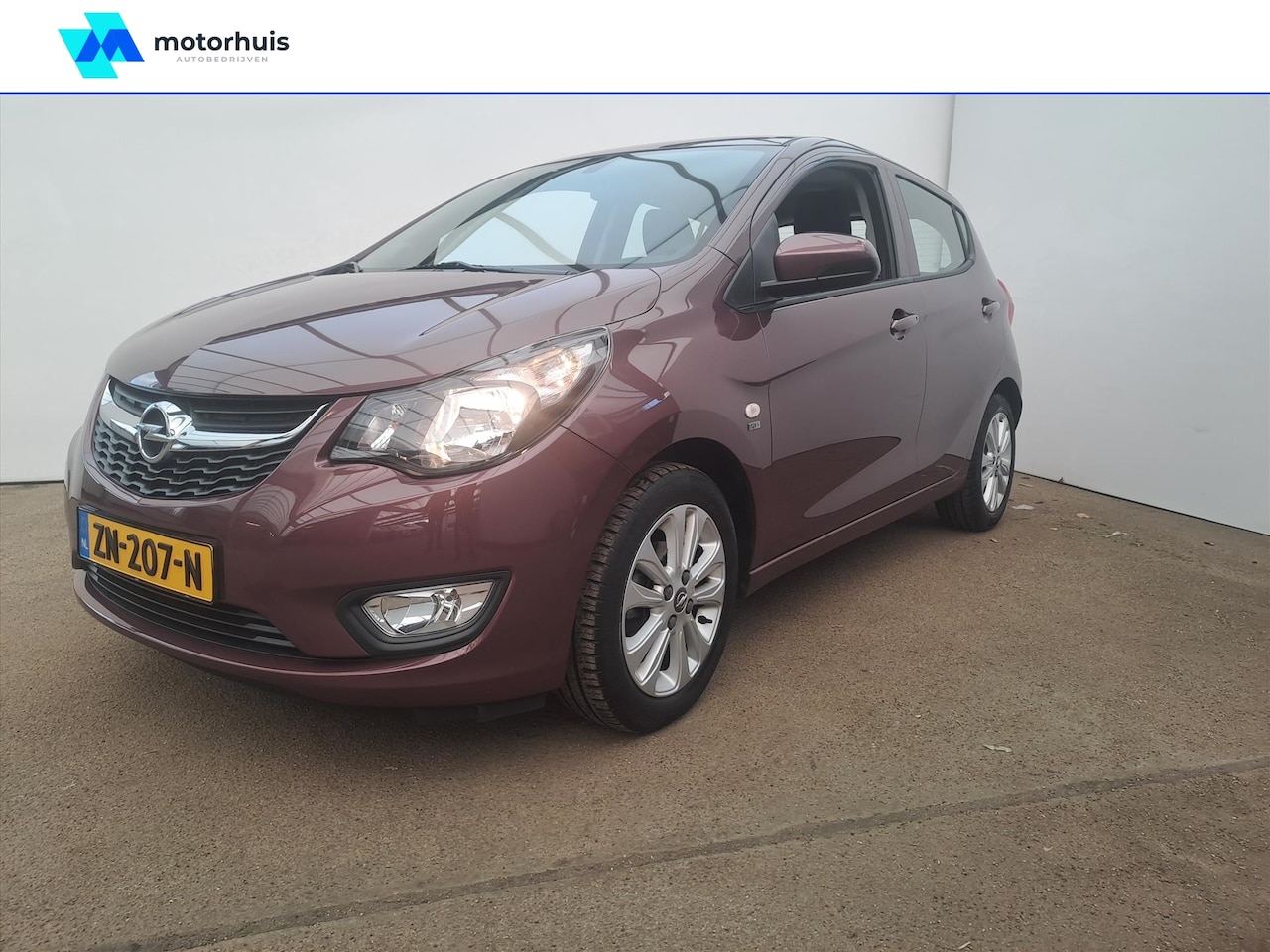 Opel Karl - 1.0 Start/Stop 75pk 120 Jaar Edition / PDC / Cruise Control / speciale kleur/ lage kilomet - AutoWereld.nl