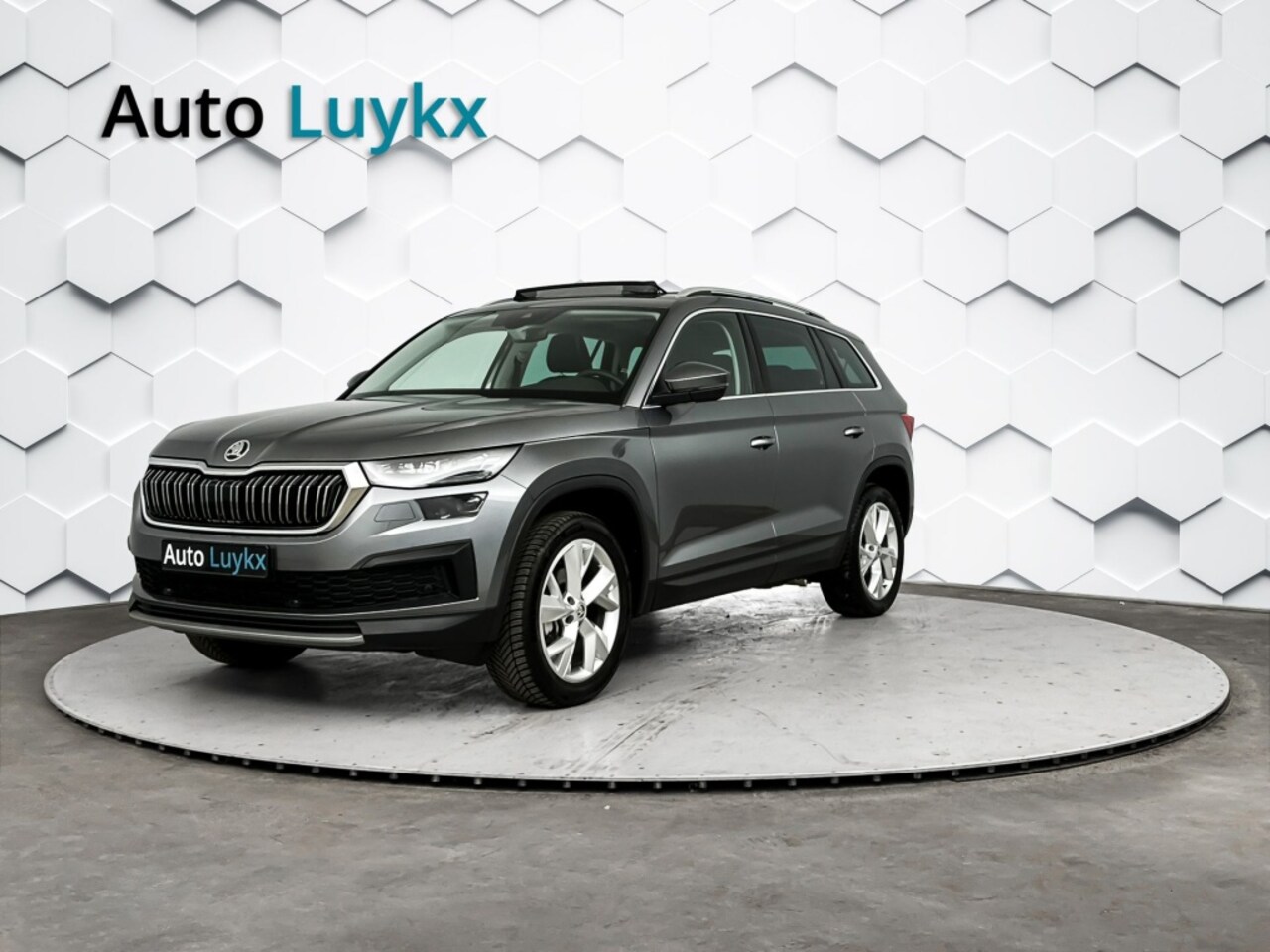 Skoda Kodiaq - 1.5 Style DSG Automaat | Panoramadak | 7 Zitplaatsen | 19'' L.M. Velgen - AutoWereld.nl