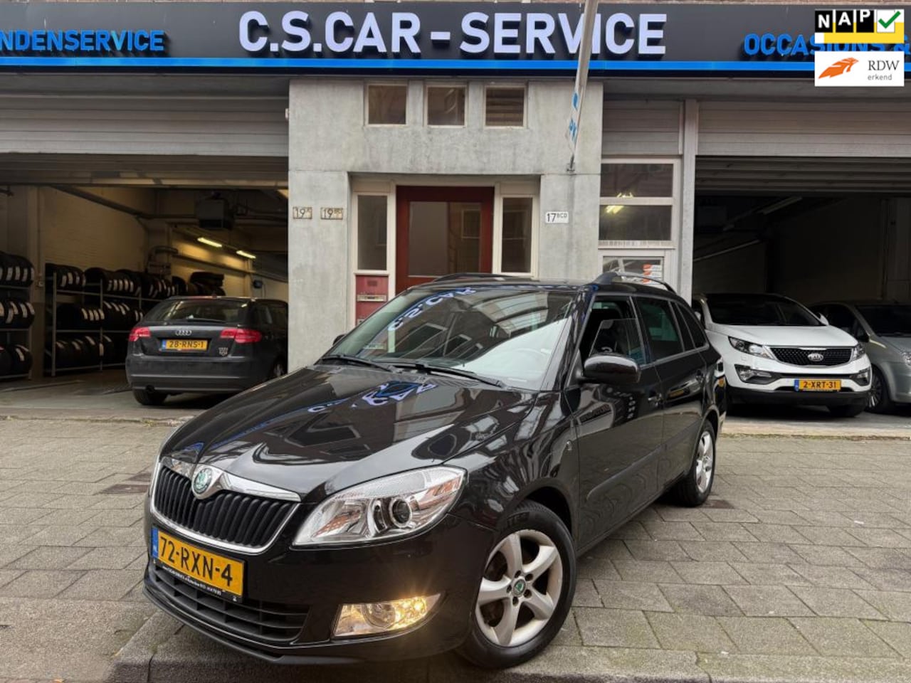 Skoda Fabia Combi - 1.2 TSI Tour Airco | Navi | PDC | NAP - AutoWereld.nl