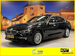 BMW 3-serie - 330e Luxury Automaat Leer Schuifdak Camera LED