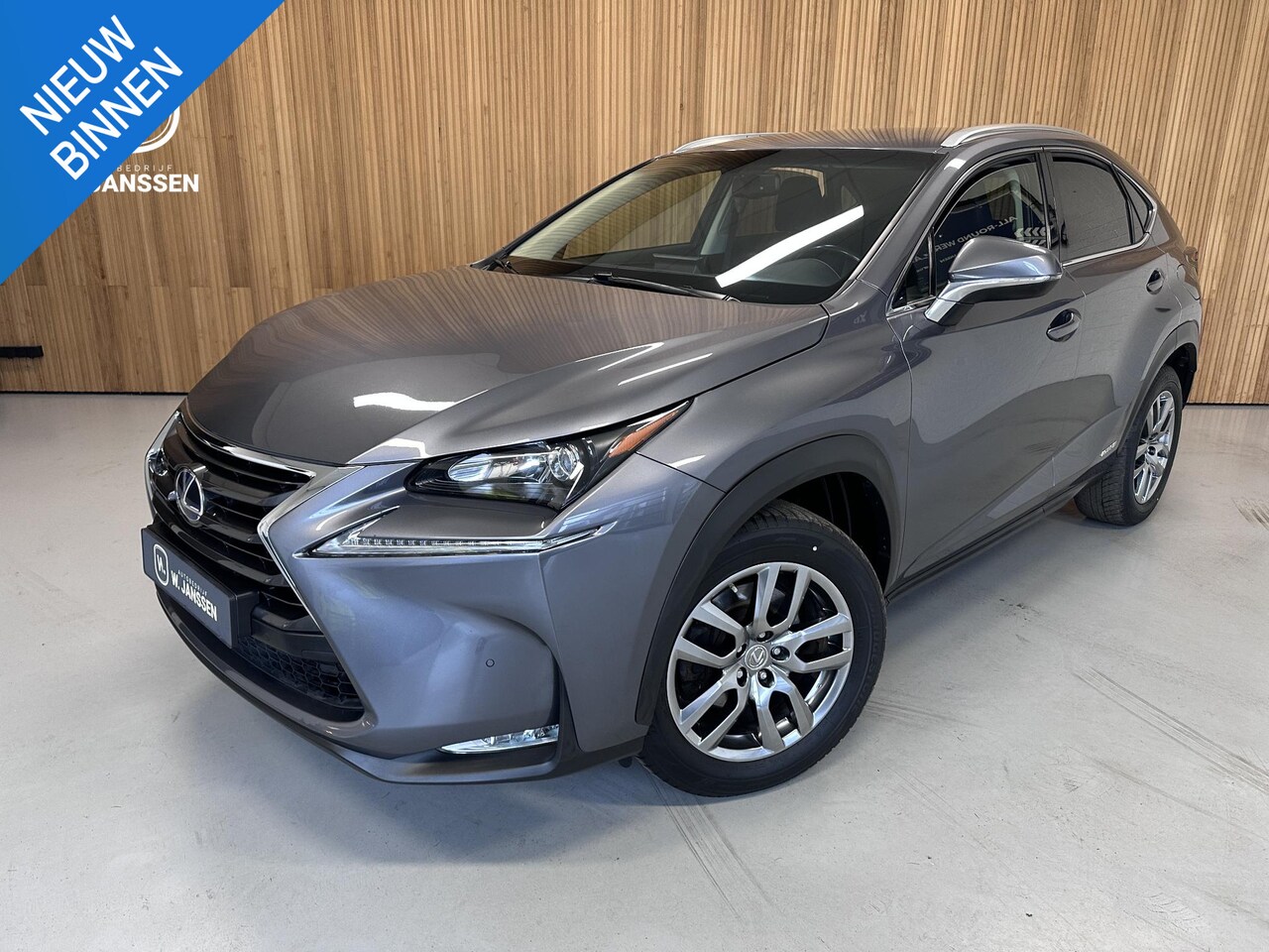 Lexus NX - 300h AWD Luxury Line 300h AWD Luxury Line - AutoWereld.nl