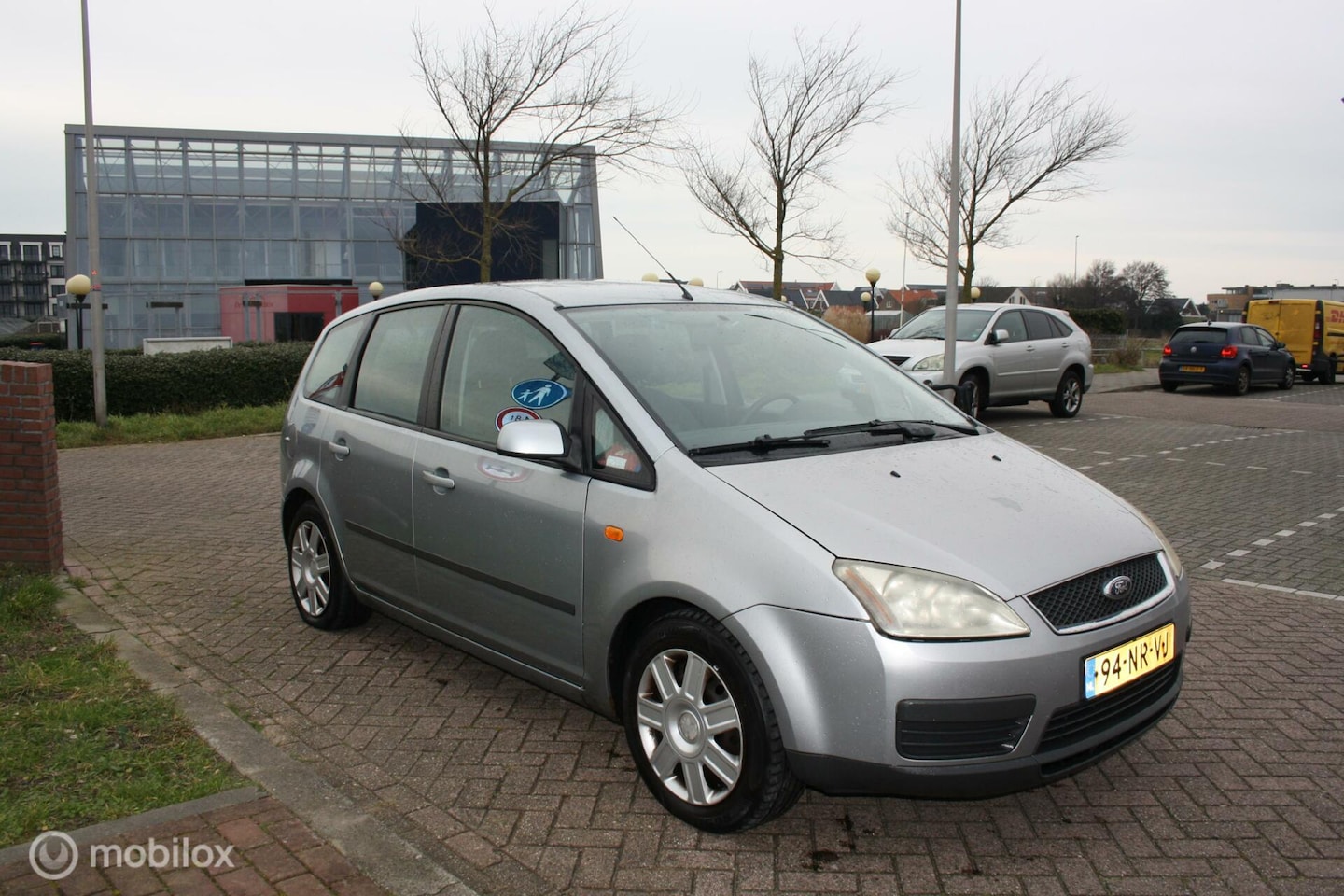 Ford Focus C-Max - 1.6-16V Ambiente 1.6-16V Ambiente nieuwe APK - AutoWereld.nl