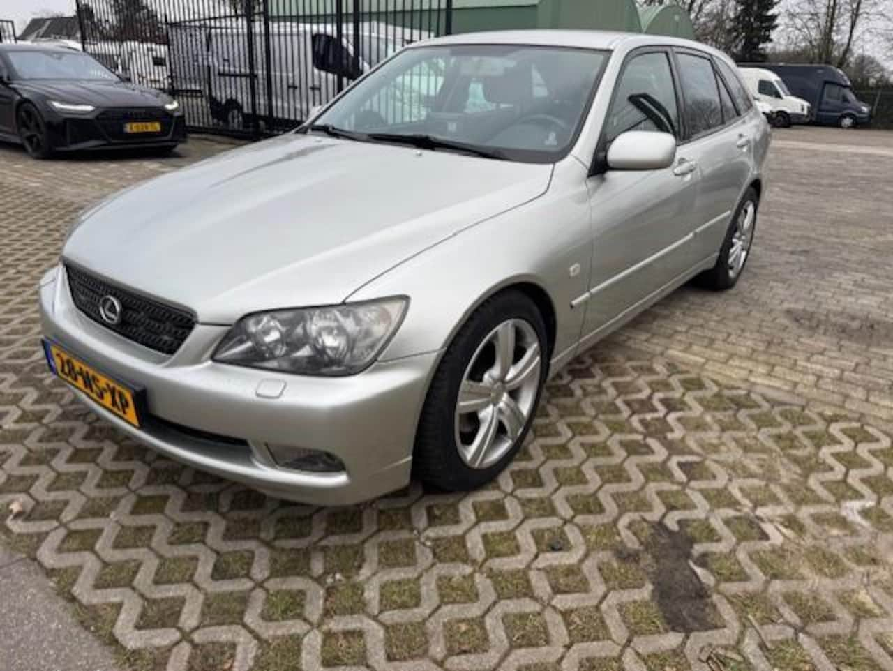 Lexus IS SportCross - 300 Sport 300 Sport - AutoWereld.nl