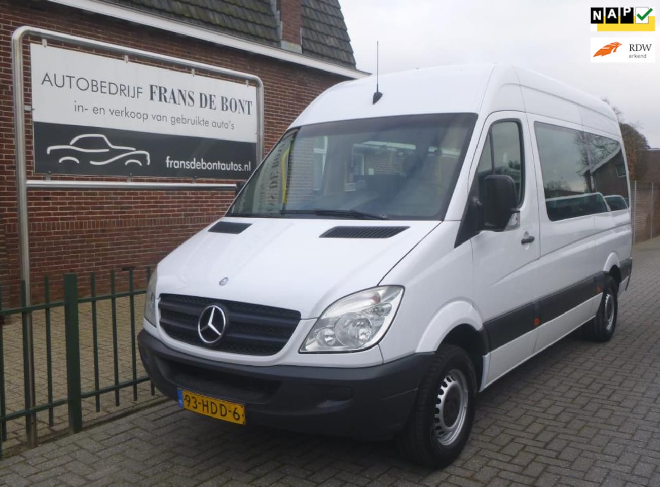 Mercedes-Benz Sprinter - 311 2.2 CDI 366 9 persoons rolstoel bus € 4950 ex btw - AutoWereld.nl