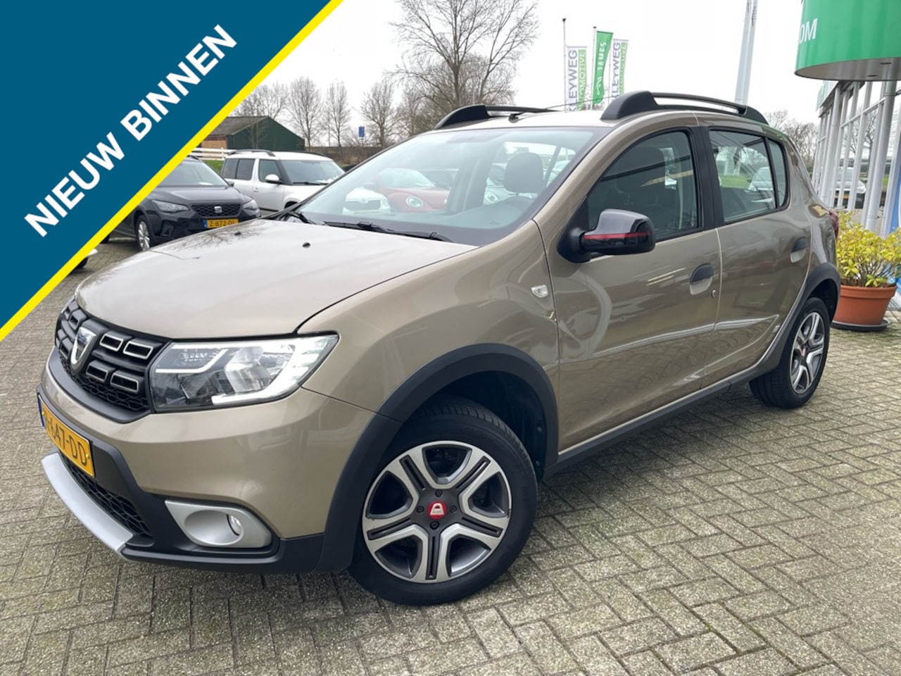 Dacia Sandero Stepway - 0.9 TCe SL Nav, Camera, Lm velg - AutoWereld.nl