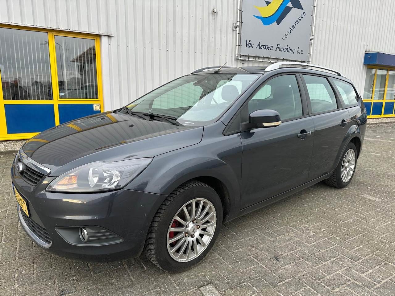 Ford Focus Wagon - 1.8 Titanium Flexi Fuel 1.8 Titanium Flexi Fuel - AutoWereld.nl