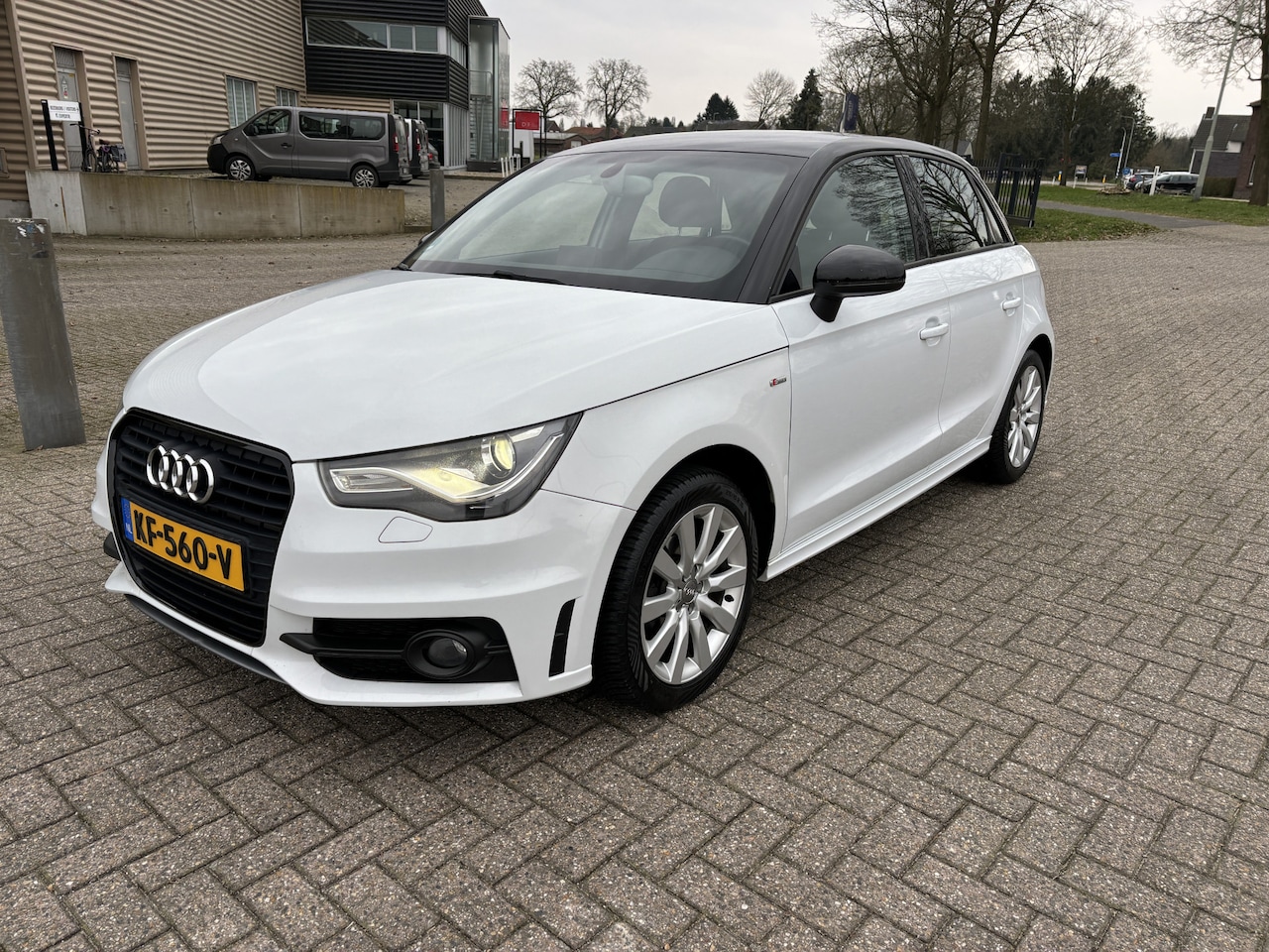 Audi A1 Sportback - 1.2 TFSI Pro Line S [ fm navi,ecc,xenon,lmv,pdc ] - AutoWereld.nl