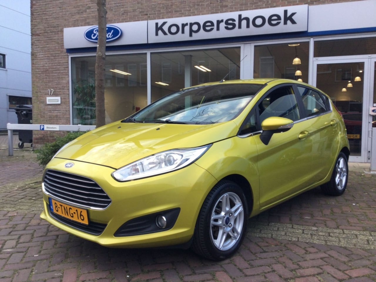 Ford Fiesta - 1.0 EcoB. 100 pk Titanium | Nieuwe distributieriem - AutoWereld.nl