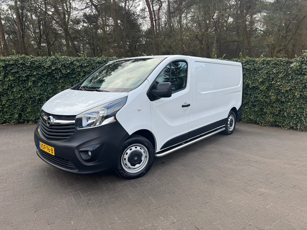 Opel Vivaro - 1.6 CDTI L2H1 Sport 3 persoons | Sidebars | Camera | Airco | Cruise Control | NAP - AutoWereld.nl