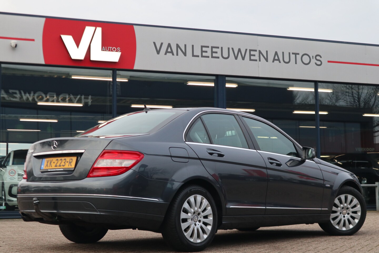 Mercedes-Benz C-klasse - 180 CGI BlueEFFICIENCY | Nieuw Binnen! | Cruise | Stoelverwarming | Trekhaak - AutoWereld.nl