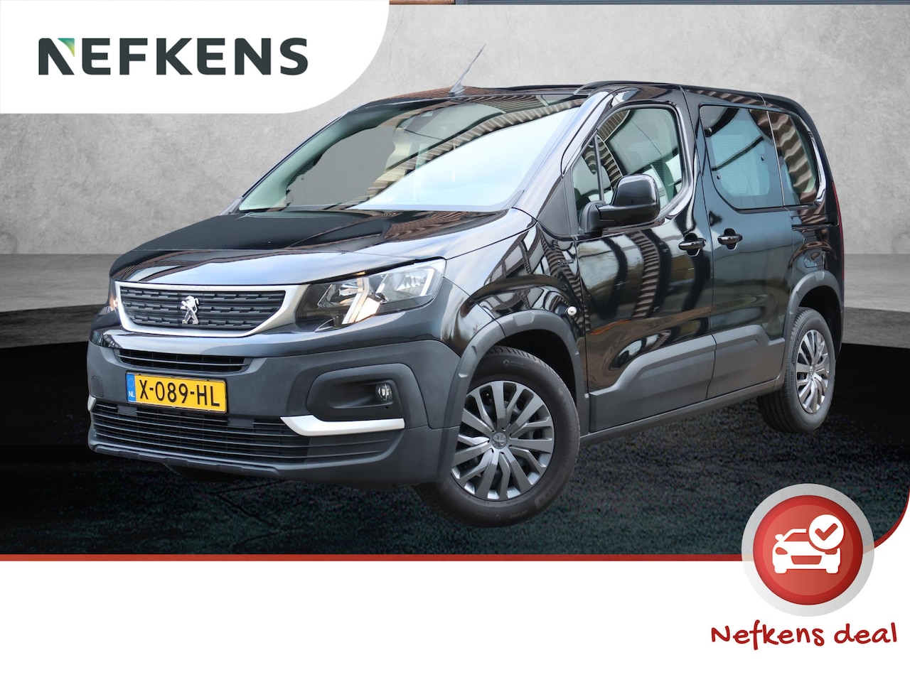 Peugeot Rifter - 1.2 110 PK Style ( Trekhaak | AppleCarplay | Achteruitrijcamera | Cruise | Airco ) - AutoWereld.nl