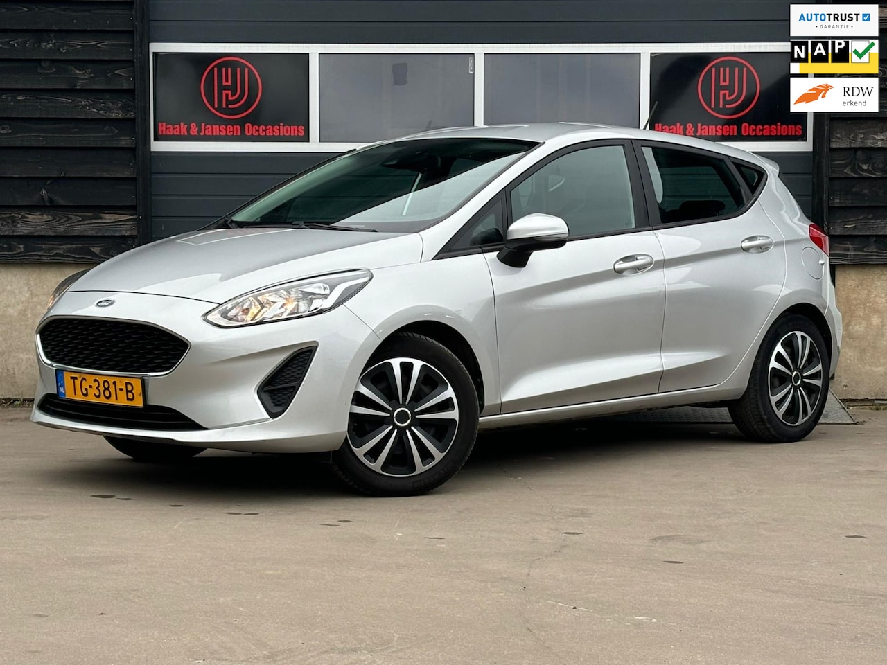 Ford Fiesta - 1.1 Navi Carplay Cruise E-Ramen Trekhaak NAP - AutoWereld.nl