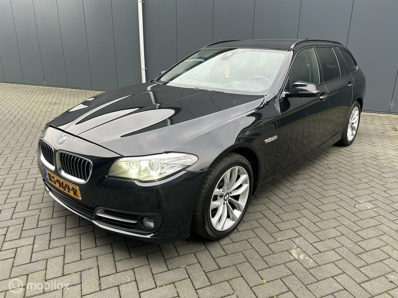 BMW 5-serie Touring - 520xd M Sport Edition High Executive - AutoWereld.nl