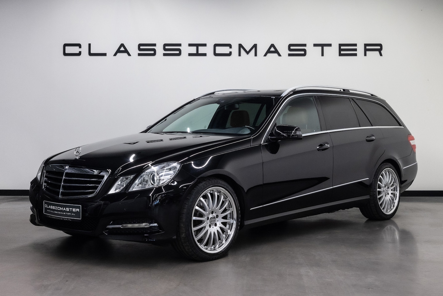 Mercedes-Benz E-klasse Estate - 350 CGI Avantgarde 4-Matic Btw auto, Fiscale waarde € 12.000,- (€ 23.925,62 Ex B.T.W) DEAL - AutoWereld.nl