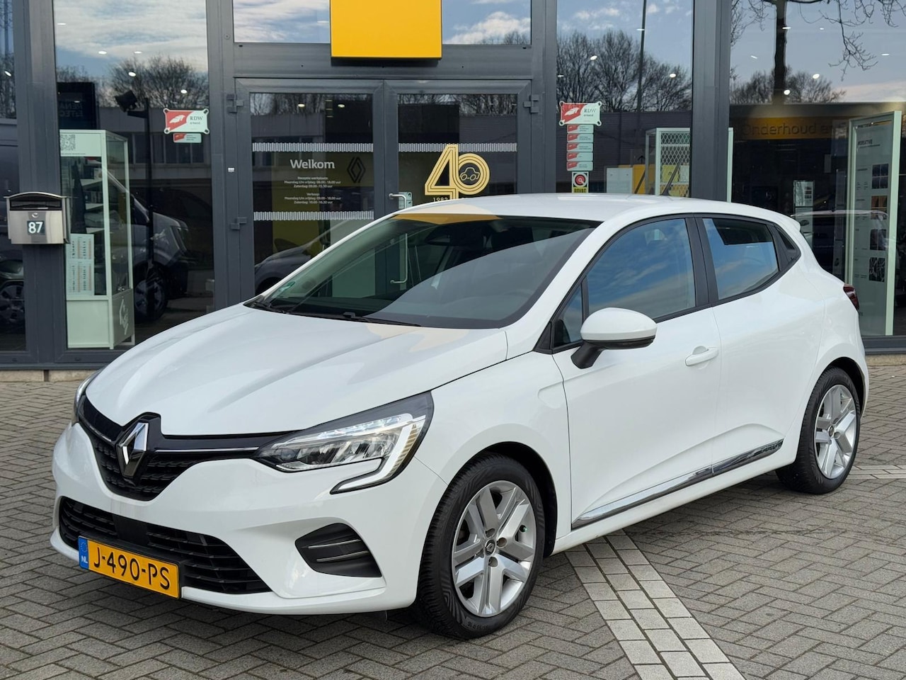 Renault Clio - TCe 100 Bi-Fuel Zen | Trekhaak | Parkeersensoren achter | LPG | - AutoWereld.nl