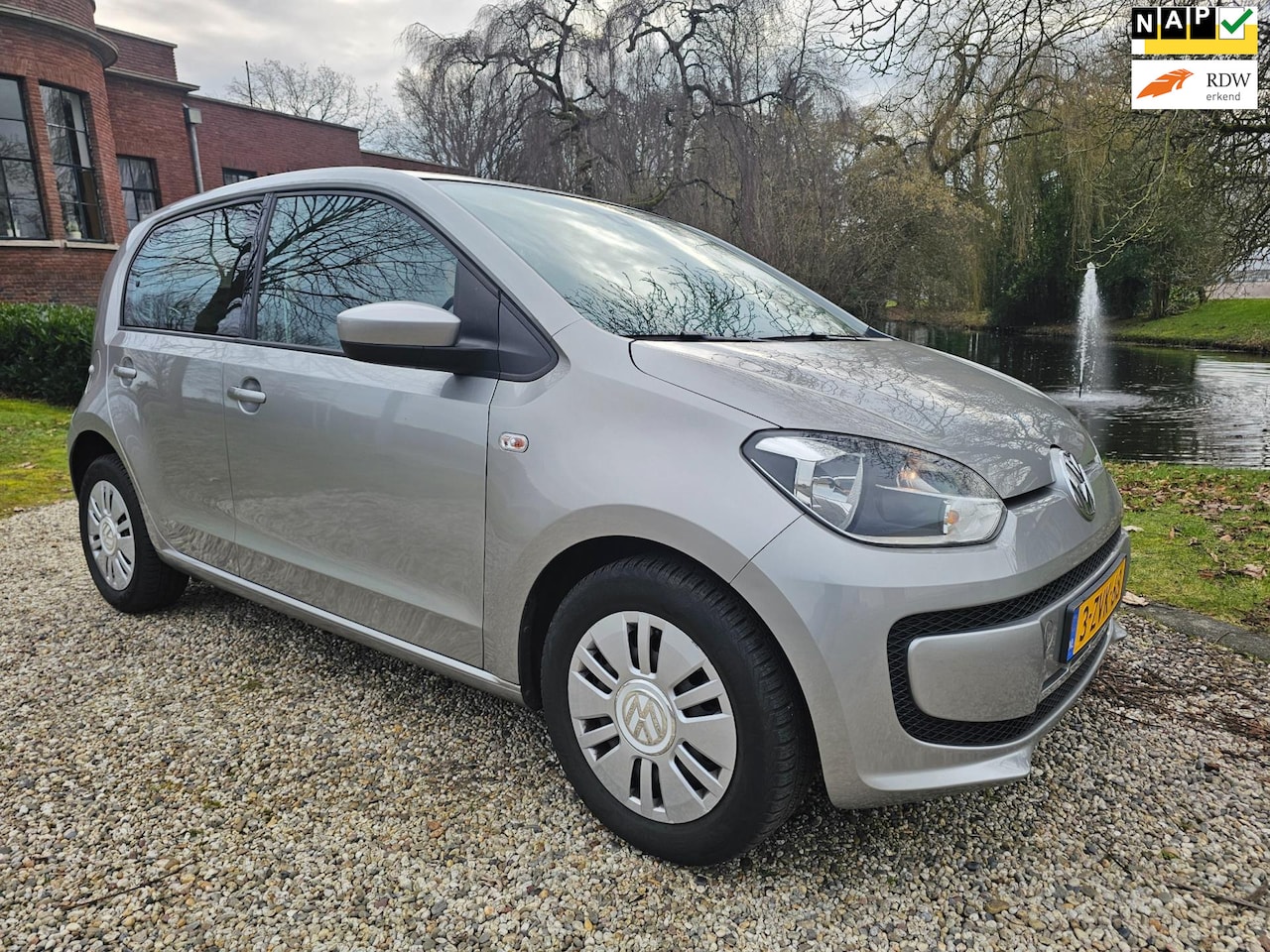 Volkswagen Up! - 1.0 move up! BlueMotion 5-drs AIRCO/navi - AutoWereld.nl