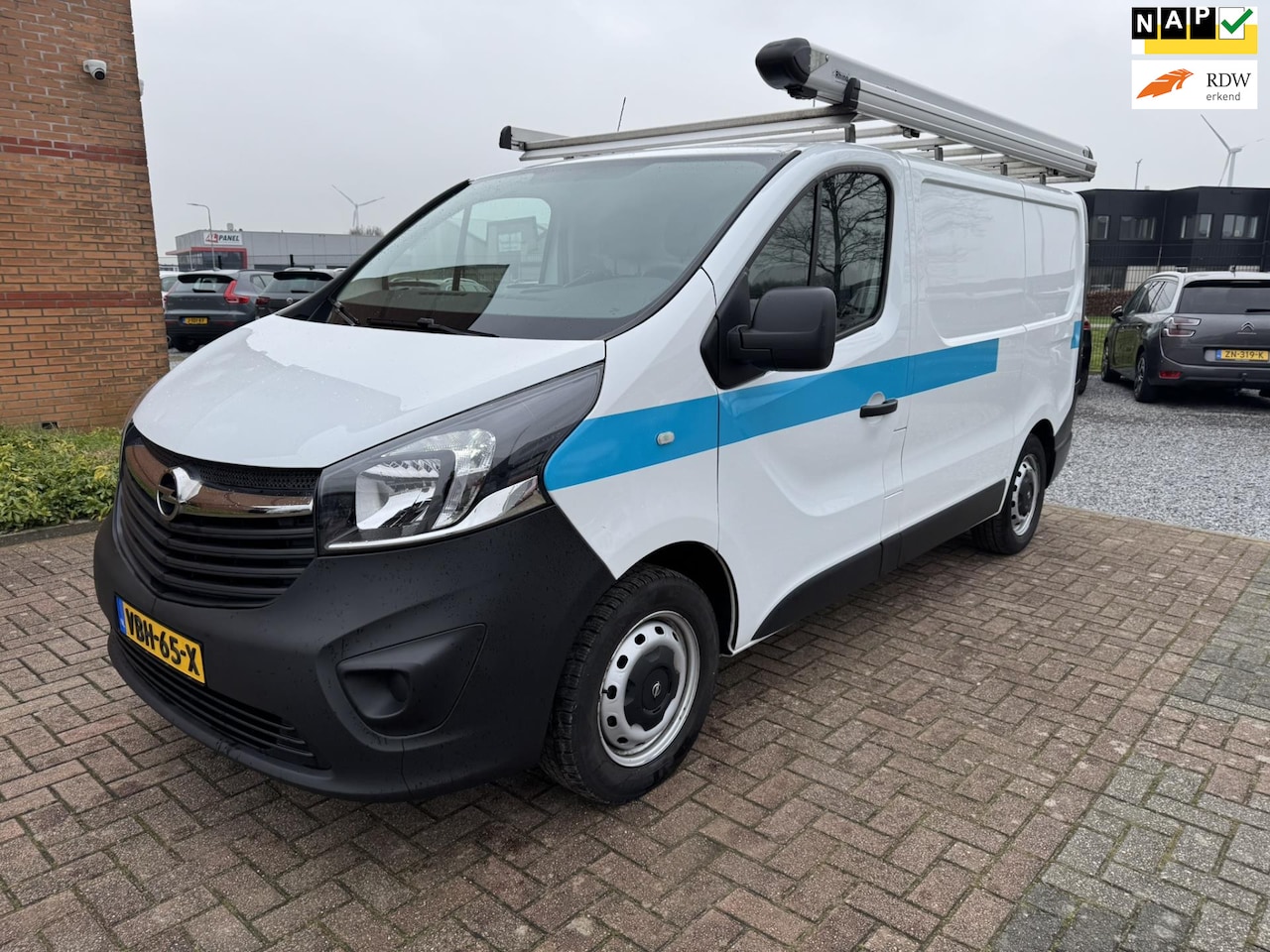 Opel Vivaro - 1.6 CDTI L1H1 Edition 1.6 CDTI L1H1 Edition, Imperiaal, 3 zits, Navi, Inbouw, PDC, Trekhaak - AutoWereld.nl