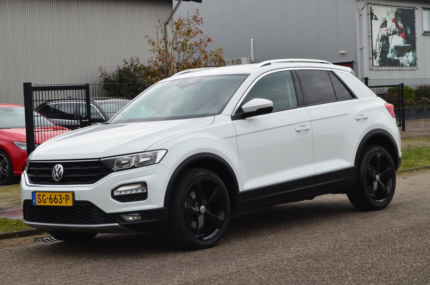 Volkswagen T-Roc - 1.0 TSI Carplay|Navi|ACC|PDC - AutoWereld.nl