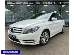 Mercedes-Benz B-klasse - 180 Ambition - Navigatie - Trekhaak - Stoelverwarming