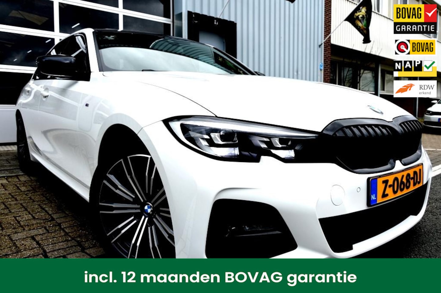 BMW 3-serie - 330e M Sport White-Black LM18/PDC/LEER/NAVI/PANO - AutoWereld.nl