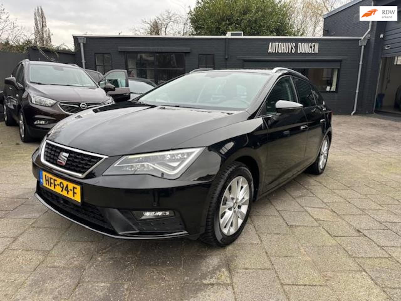 Seat Leon Sportstourer - 1.0 TSI (116pk) ST Style! Full LED! Navi! - AutoWereld.nl