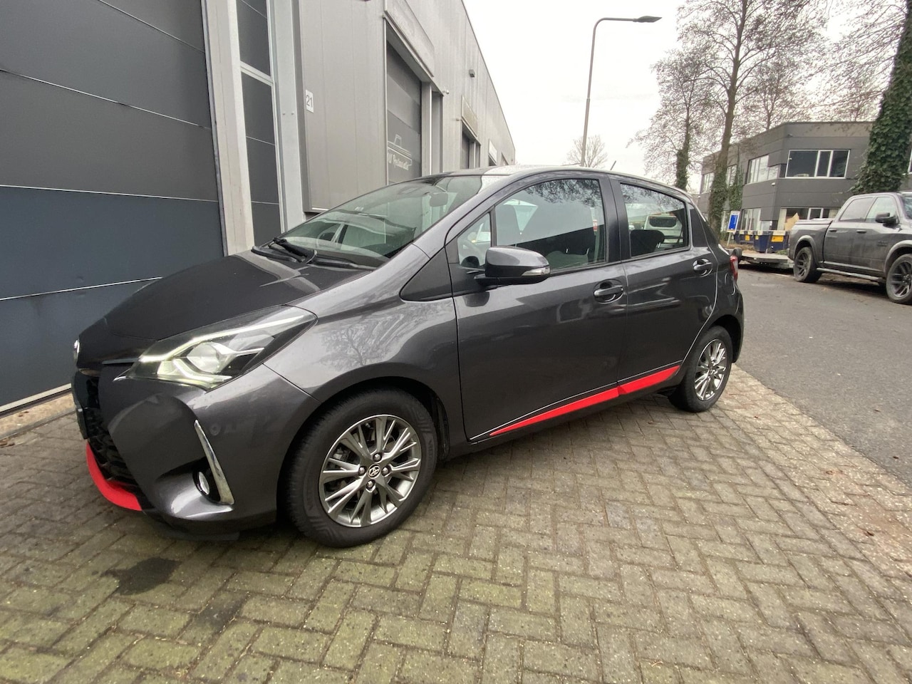 Toyota Yaris - 1.5 VVT-i Design 1.5 VVT-i Design - AutoWereld.nl