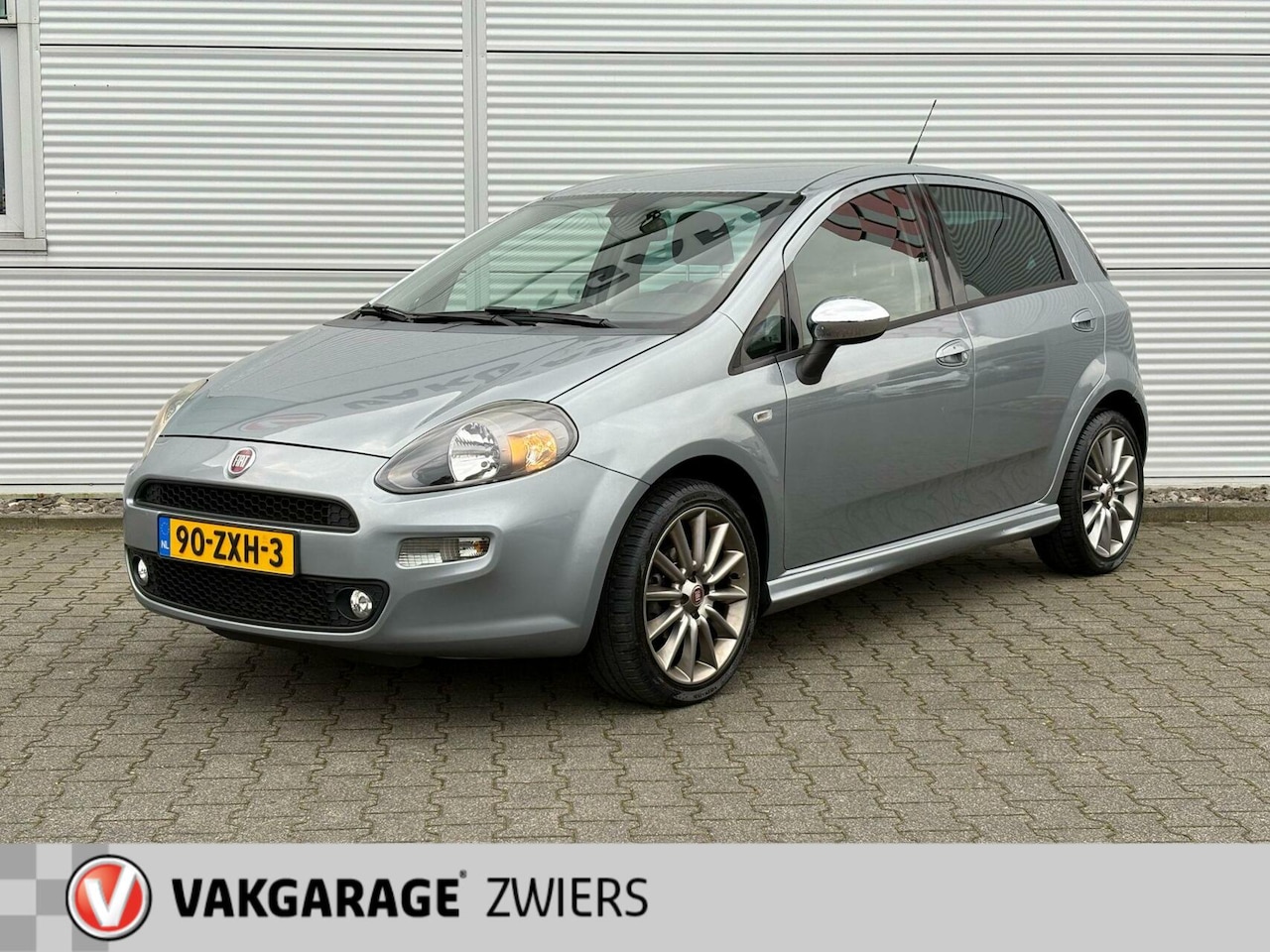 Fiat Punto Evo - 0.9 TwinAir Sport Parkeersensoren Climatronic - AutoWereld.nl