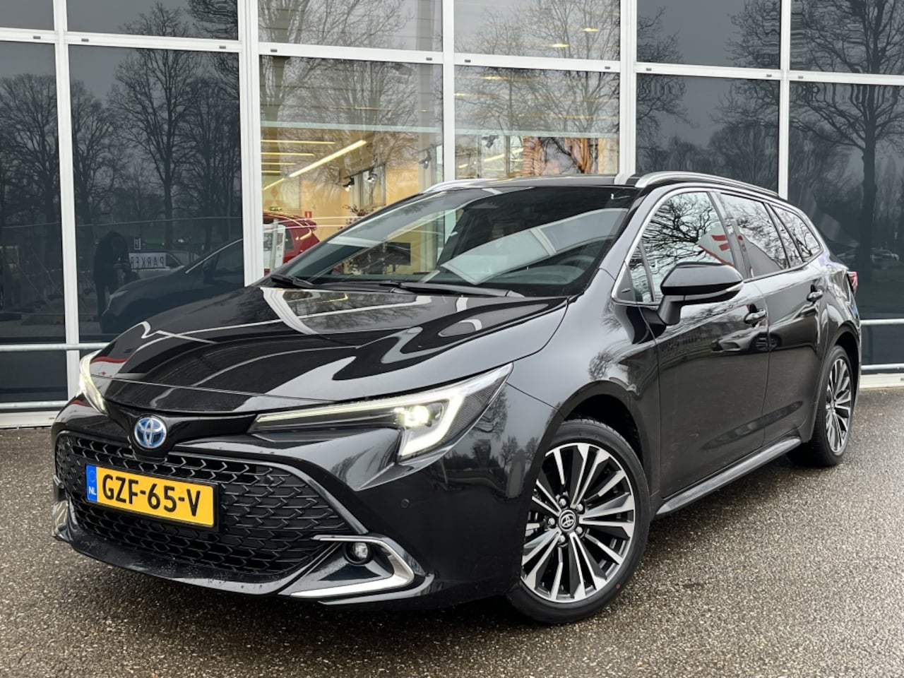 Toyota Corolla Touring Sports - Hybrid 140 Dynamic - AutoWereld.nl