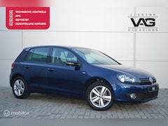 Volkswagen Golf - 1.6 TDI Highline Trekhaak PDC Bluetooth Stoelverwarming