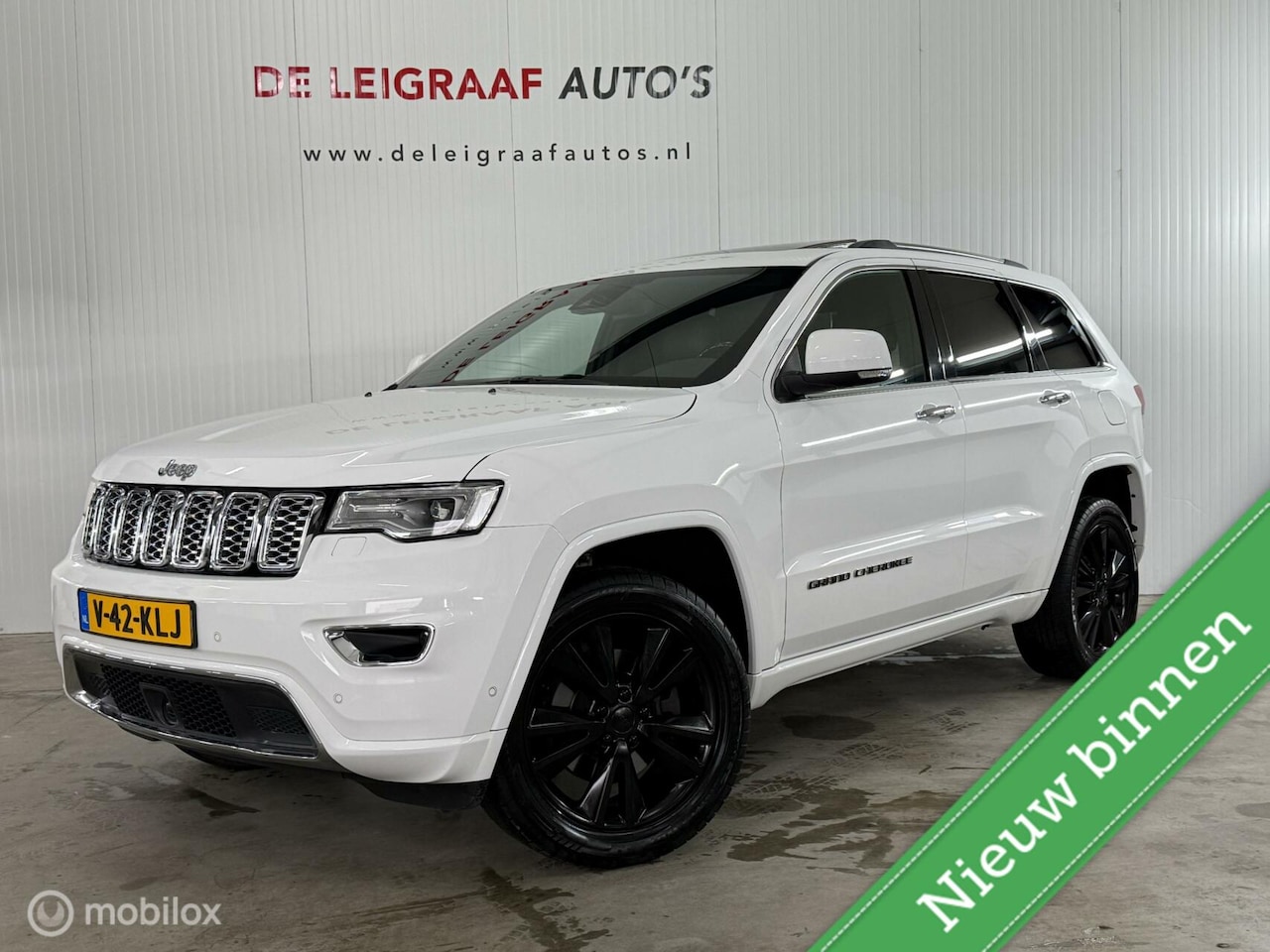 Jeep Grand Cherokee - 3.0 CRD Aut Overland [grijs kenteken] - AutoWereld.nl