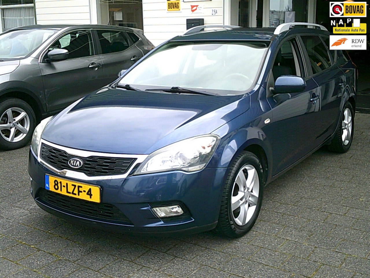 Kia Cee'd - 1.4 CVVT X-ecutive 1.4 CVVT X-ecutive - AutoWereld.nl