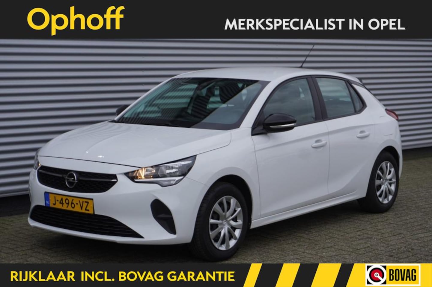 Opel Corsa - 1.2 Edition / Trekhaak / Parkeersensoren / Camera / Navi / DAB+ - AutoWereld.nl