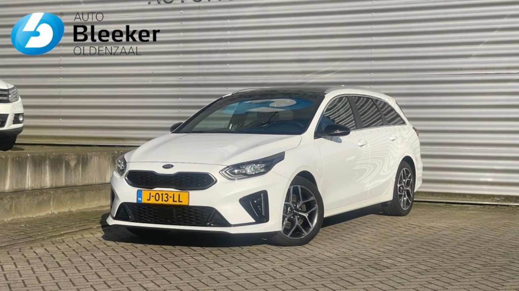 Kia Cee'd - 1.0 T-GDi GT-Line Pano Stoel/Stuur verwarming Camera - AutoWereld.nl