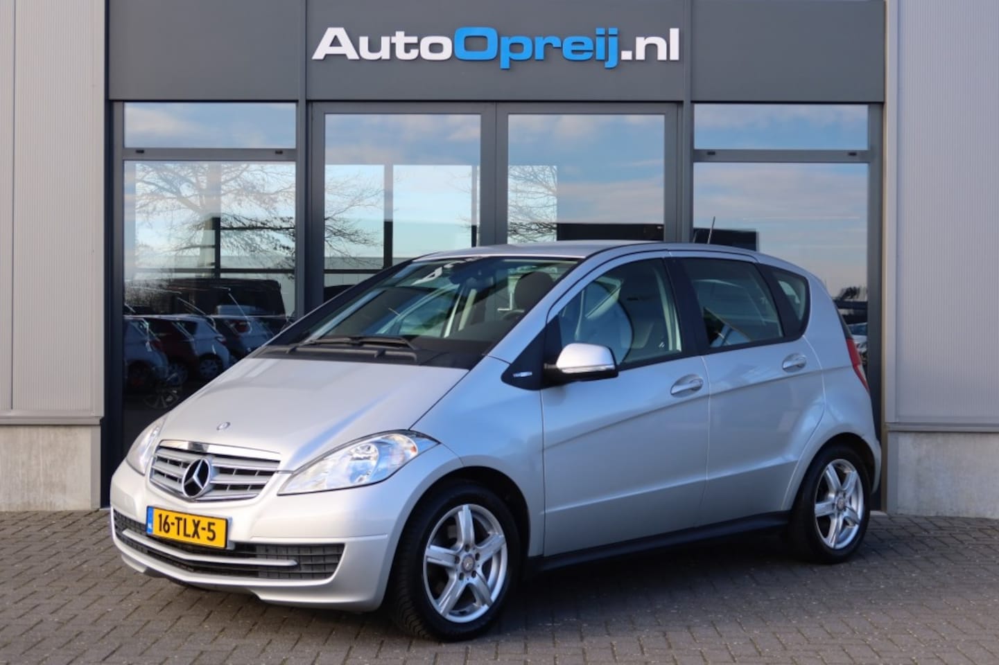 Mercedes-Benz A-klasse - A160 BlueEFFICIENCY 5drs. Airco, NAVI, Camera, Half Leder, Trekh - AutoWereld.nl