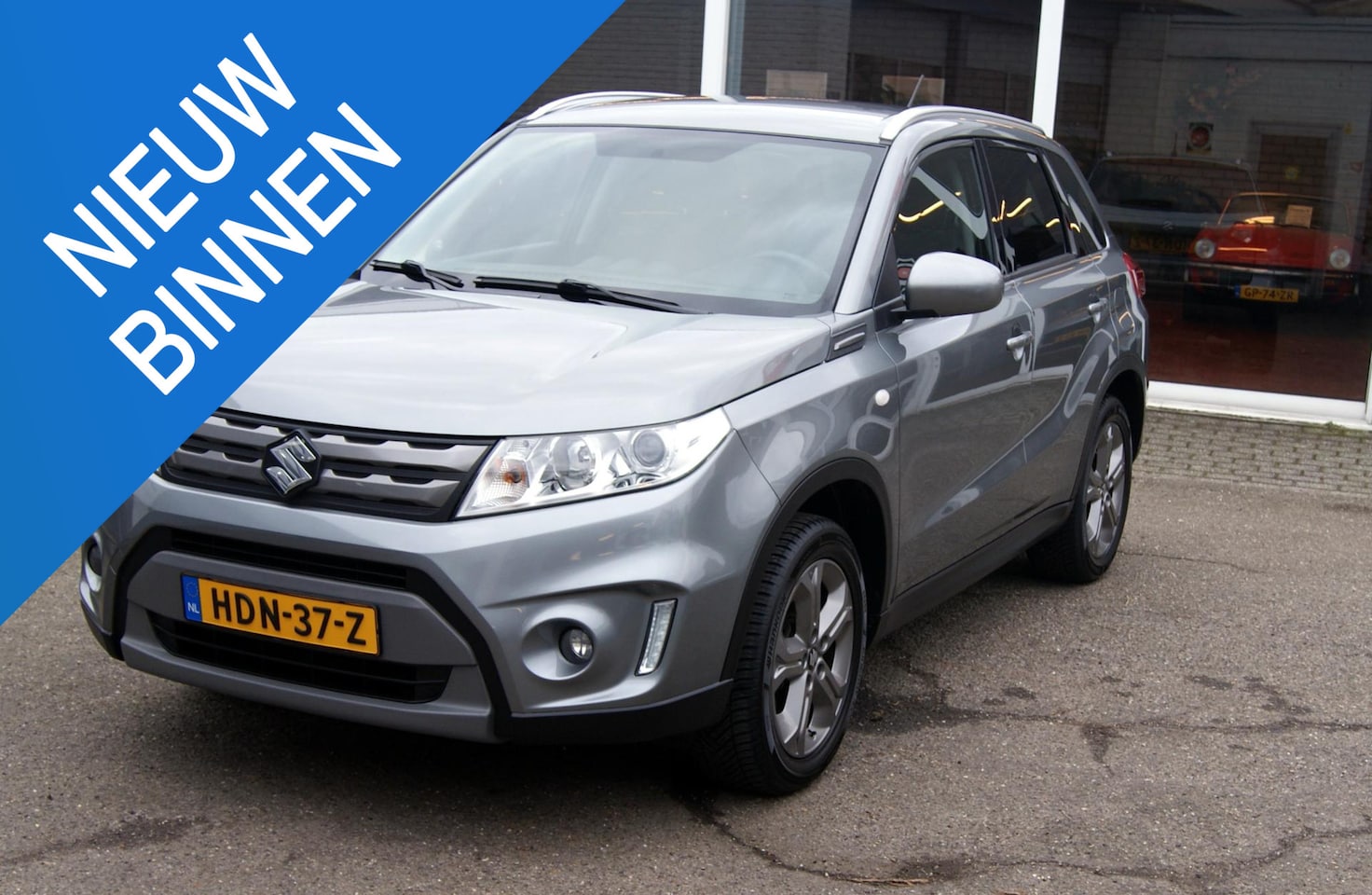 Suzuki Vitara - 1.6 Exclusive Navi,Cruise,Camera,RIJKLAARPRIJS!! - AutoWereld.nl