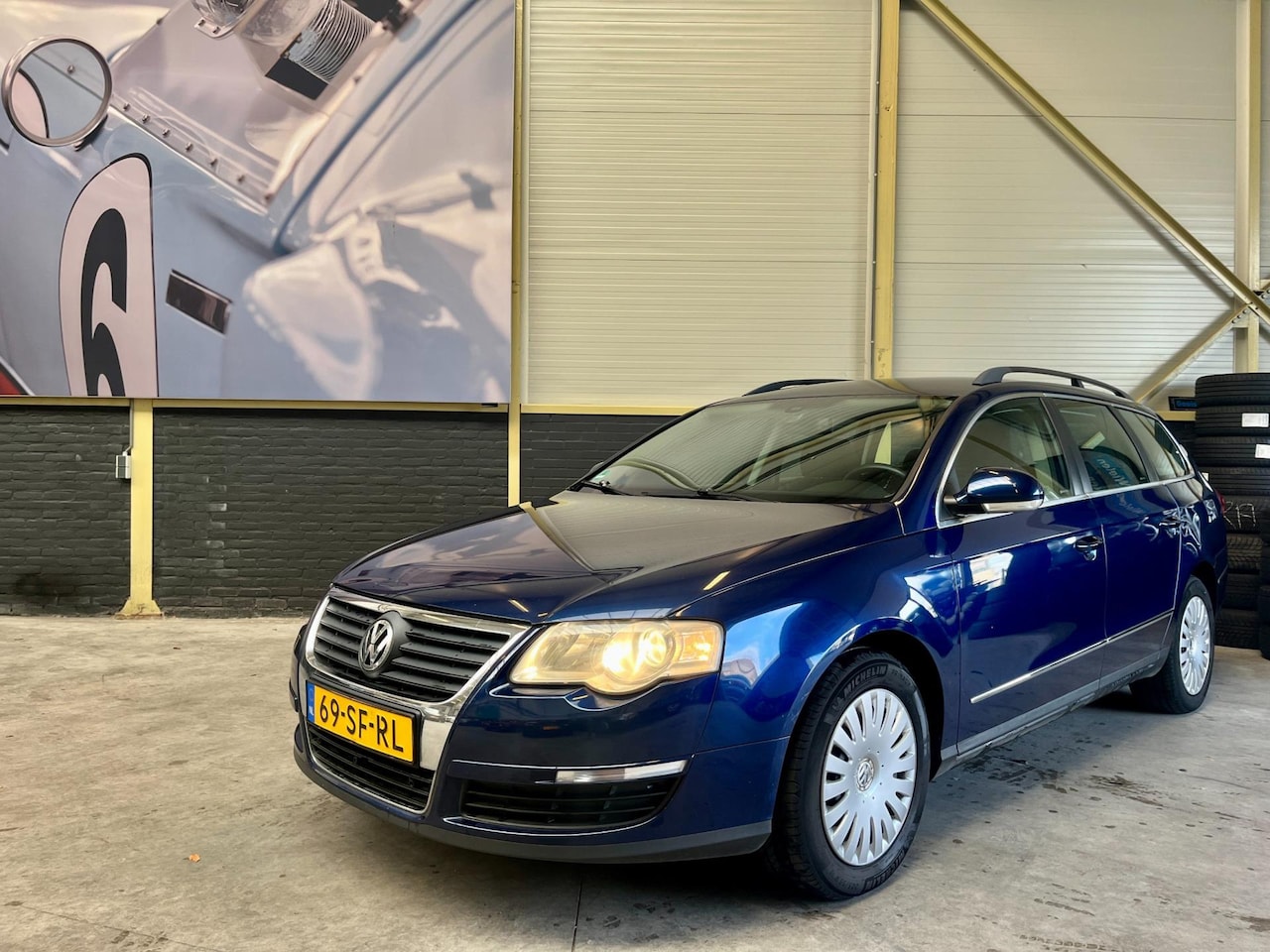 Volkswagen Passat Variant - 1.6 FSI Comfortline | Navigatie | - AutoWereld.nl