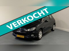 Peugeot 206 - 1.4 Forever | NL-AUTO | NIEUWE KOPPELING | LAGE KM-STAND |